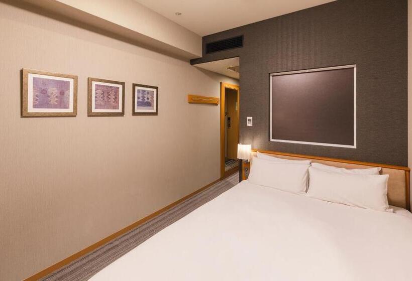 غرفة إقتصادية, Sunroute Plaza Shinjuku