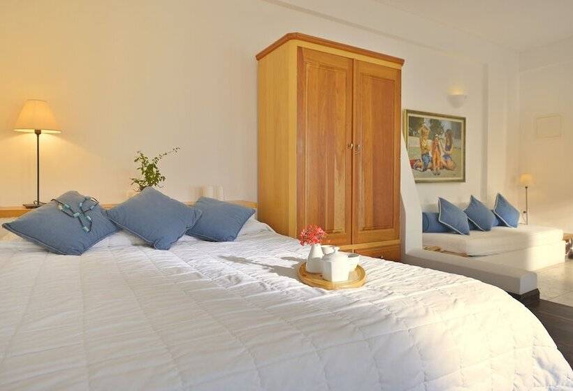 Полулюкс с Гидромассажем, Tamarix Del Mar Suites