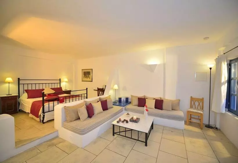 سوئیت جونیور با ماساژ آبی, Tamarix Del Mar Suites