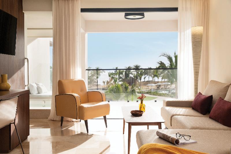 Полулюкс, Tamarix Del Mar Suites