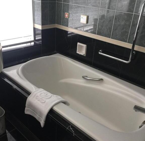 غرفة قياسية سرير كينج, The Prince Park Tower Tokyo   Preferred Hotels & Resorts, Lvx Collection