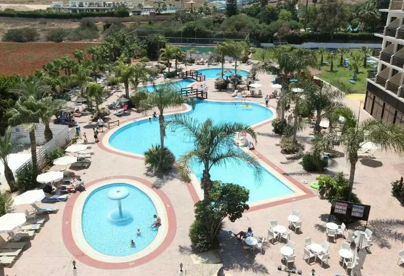 Standard Room Pool View