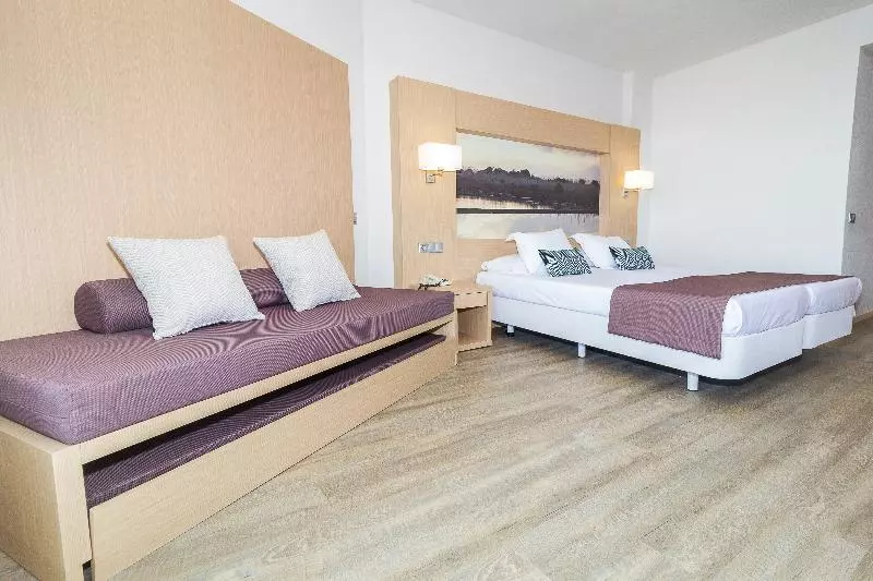 سوئیت با تخت بزرگ, Vancouver Marriott Pinnacle Downtown