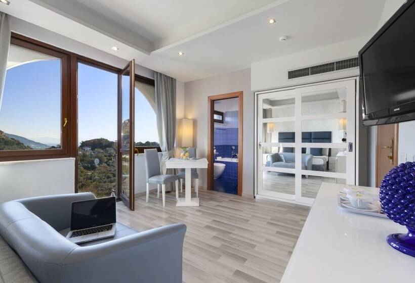 חדר סטנדרט צדדי נוף לים, Nastro Azzurro Resort