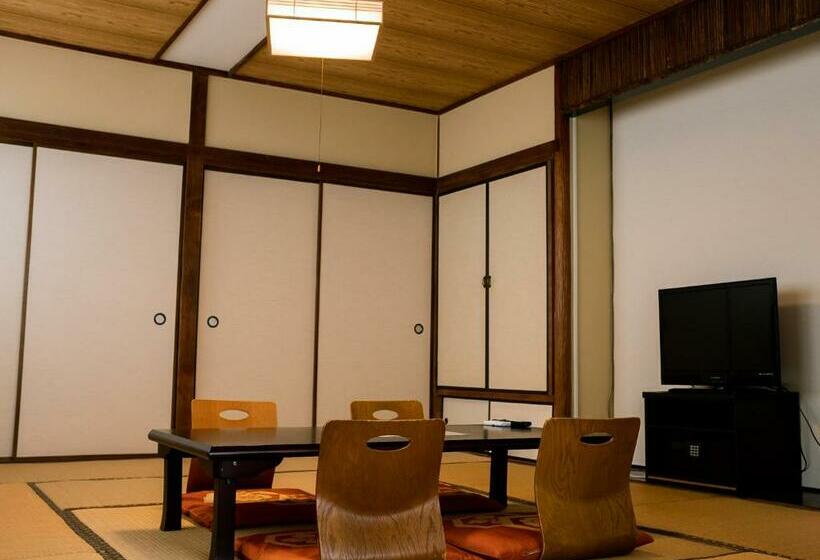 Четырехместный Номер Стандарт, Guesthouse Sunline Beppu