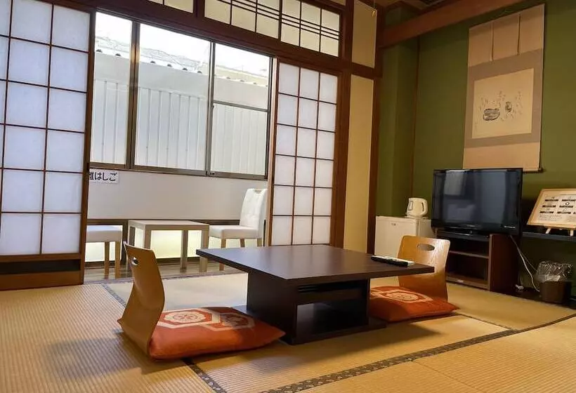 اتاق استاندارد با سرویس بهداشتی مشترک, Guesthouse Sunline Beppu