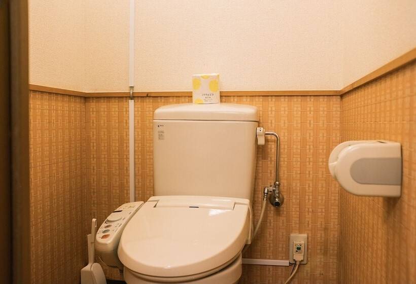 חדר סטנדרט לארבעה, Guesthouse Sunline Beppu