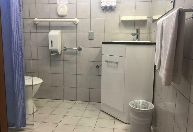 חדר סופריור, Pooraka Motor Inn