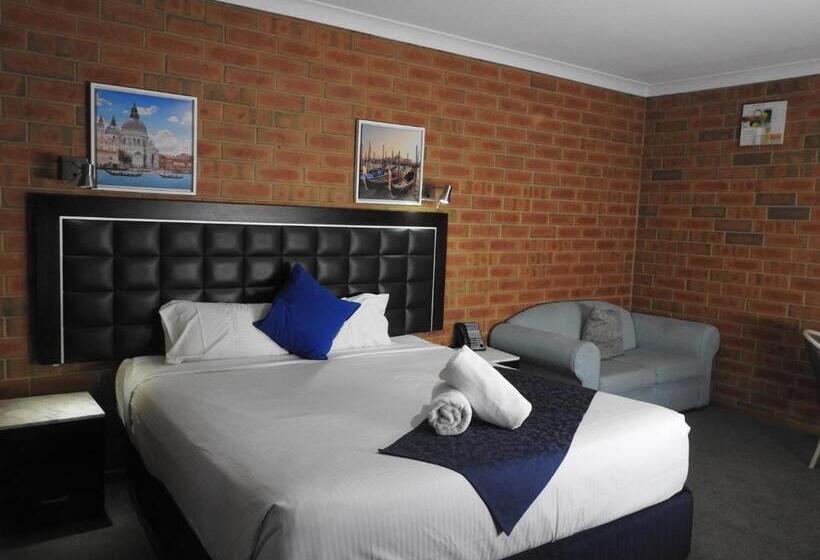 חדר דחוקס עם מיטת קינג, Pooraka Motor Inn