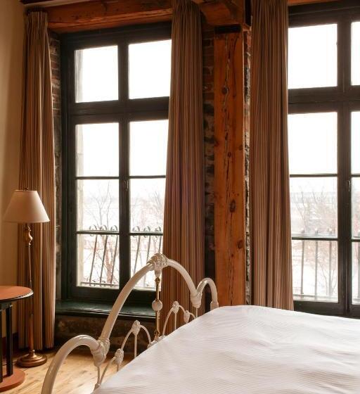 带大床的标准间, Auberge Du Vieux Port By Gray Collection