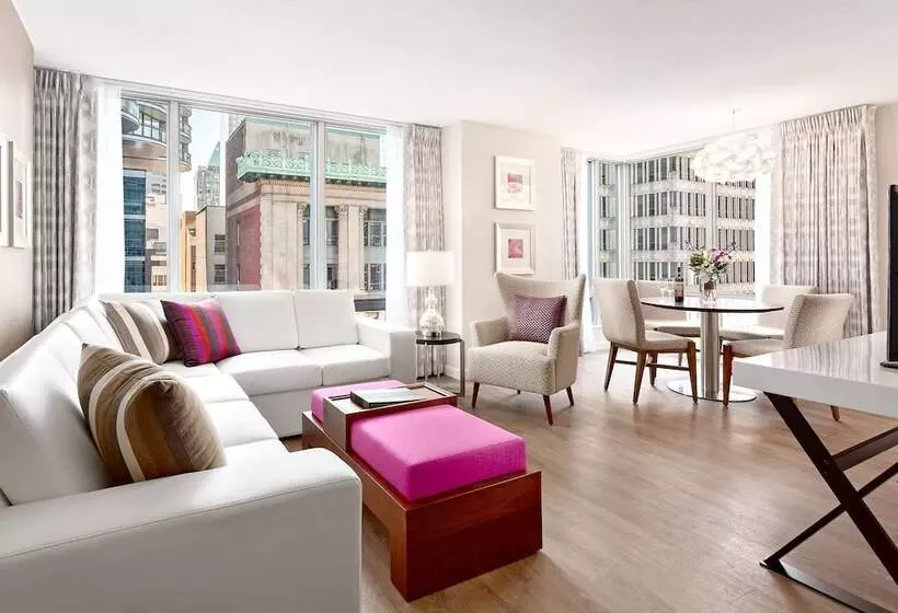 سوییت لوکس, Auberge Vancouver