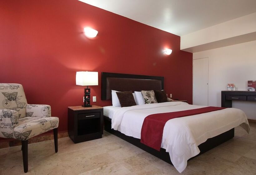 Полулюкс, Imperio De Angeles Executive Leon By Real De Minas Business Class