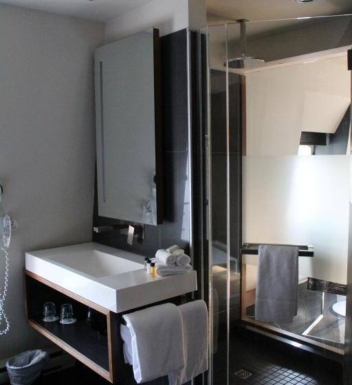 سوییت لوکس, Le Saint Paul