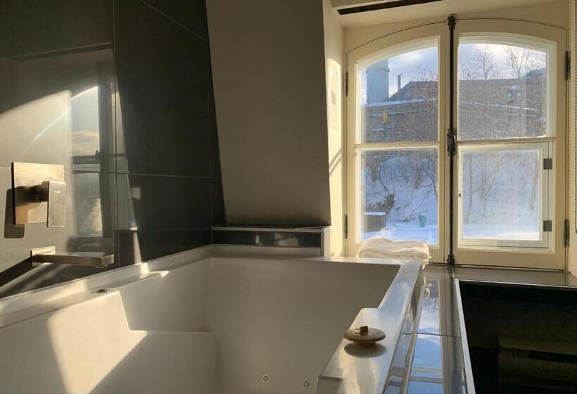 سوییت لوکس, Le Saint Paul