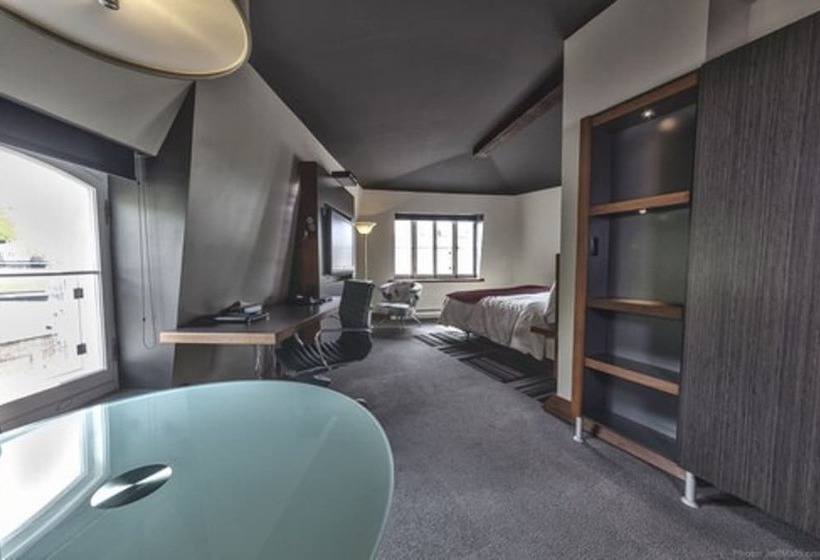 سوییت لوکس, Le Saint Paul