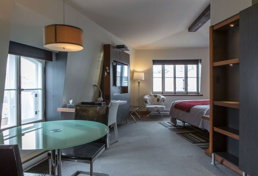 سوییت لوکس, Le Saint Paul