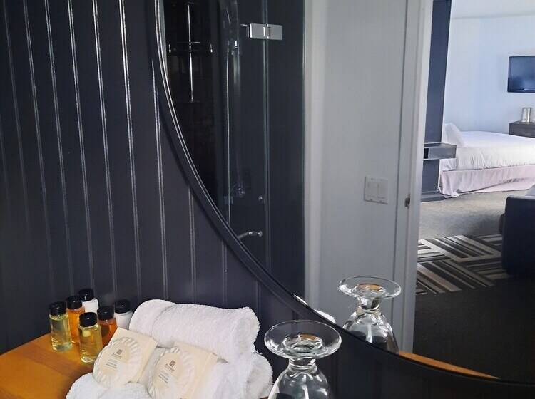 سوییت جونیور, Le Saint Paul