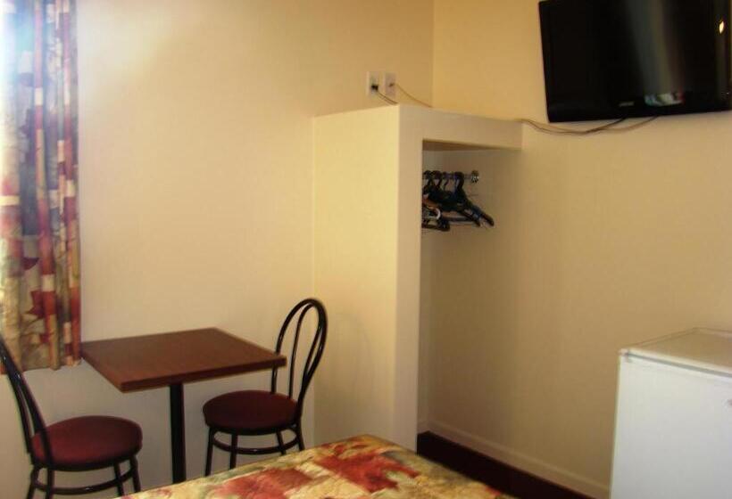 Номер Стандарт, Quartier Latin