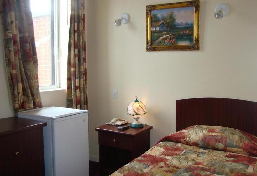 Номер Economy Индивидуальный, Quartier Latin