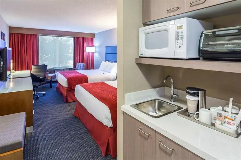 اتاق استاندارد, Radisson Hotel & Suites Fort Mcmurray