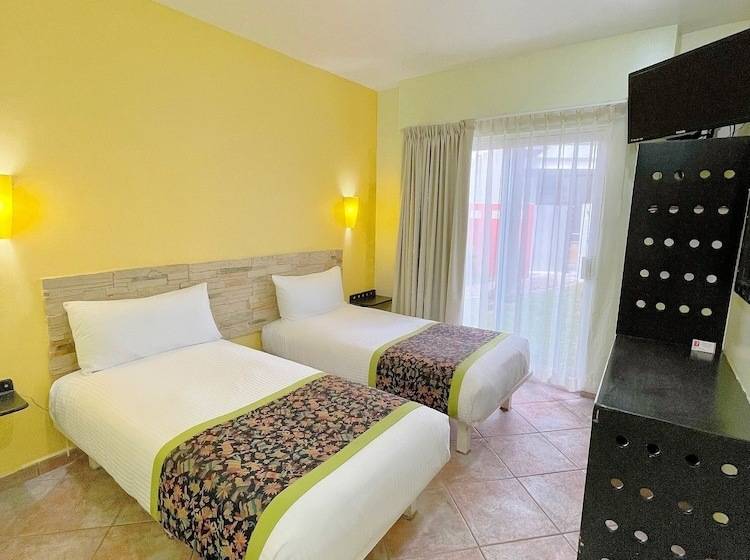 Номер Стандарт, Seven Crown Express & Suites By Kavia