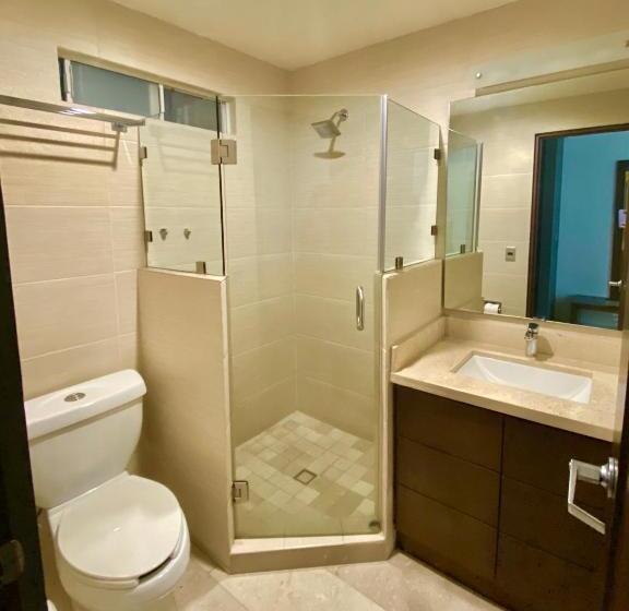 סוויטת ג'וניור, Seven Crown La Paz Malecon