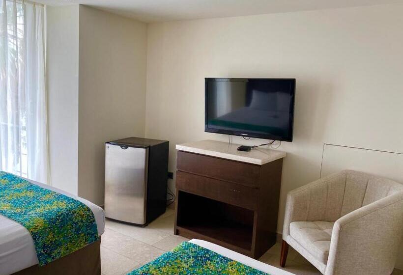 סוויטת ג'וניור, Seven Crown La Paz Malecon