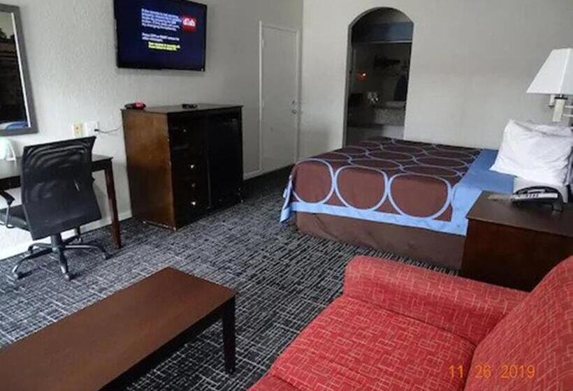 اتاق استاندارد با تخت بزرگ برای معلولان, Super 8 By Wyndham Houston/brookhollow Nw