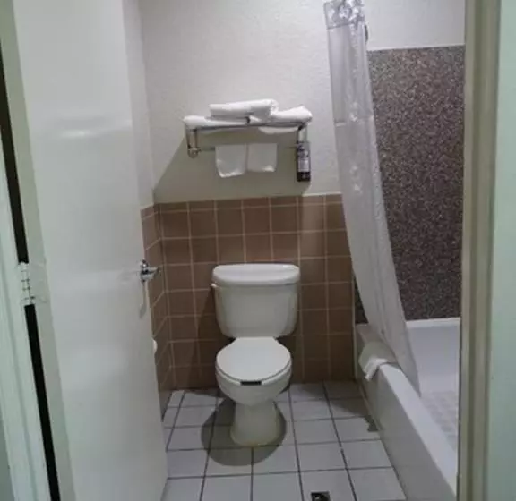Standard-huone King-vuode, Super 8 By Wyndham Houston/brookhollow Nw