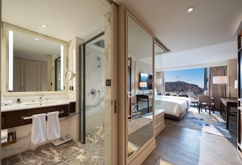 エクゼクティブルーム, The Ambassador Seoul  A Pullman