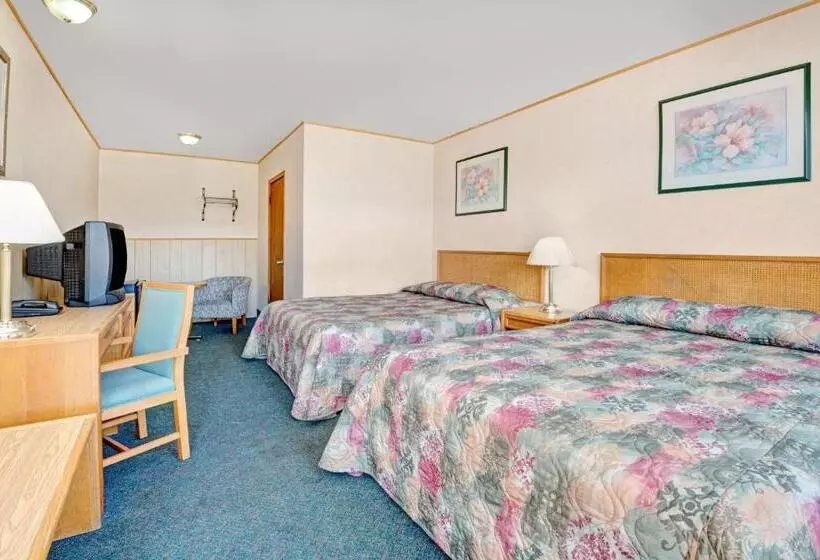 اتاق استاندارد با 2 تخت دوبل, Weber Inn Kitchener