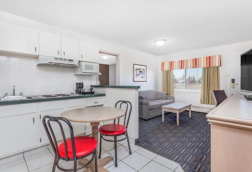 スイート, Super 8 By Wyndham Stettler