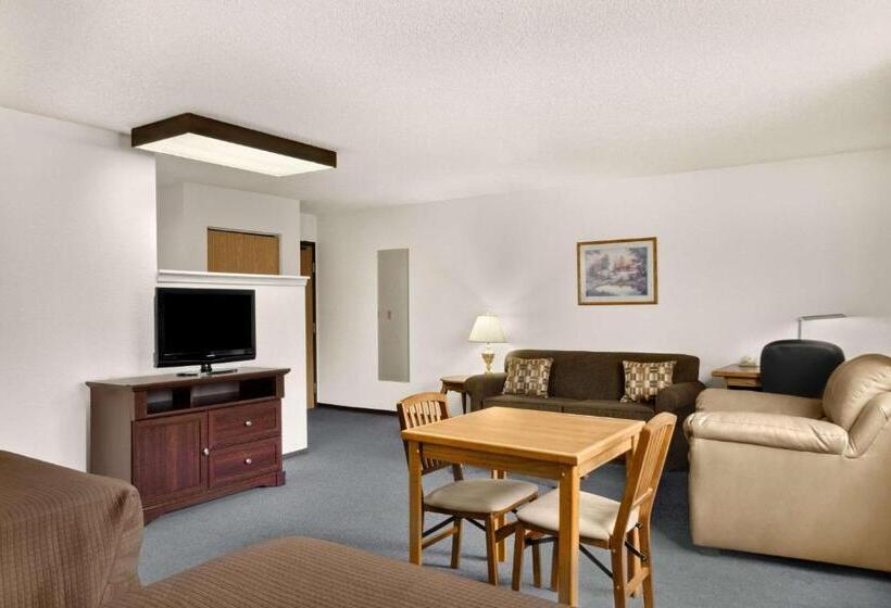 Люкс Повышенной Комфортности, Super 8 By Wyndham Williams Lake Bc