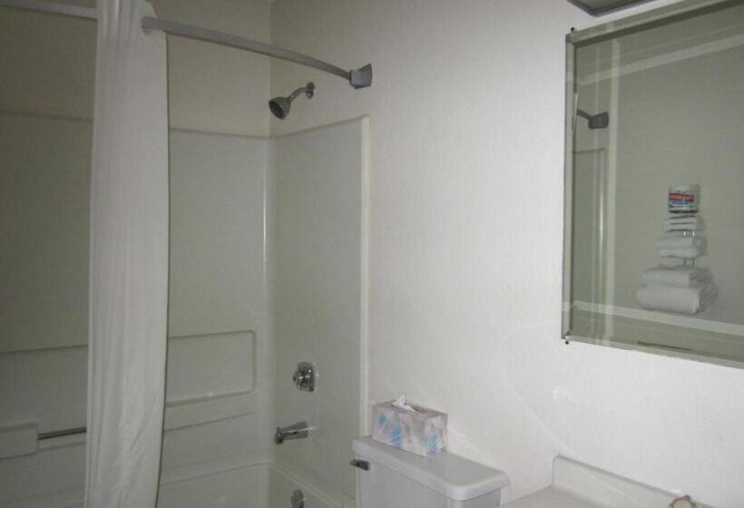 Люкс Повышенной Комфортности, Super 8 By Wyndham Williams Lake Bc