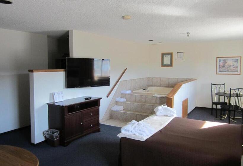 Люкс Кровать Кинг, Super 8 By Wyndham Williams Lake Bc