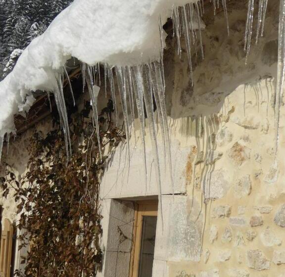 اتاق استاندارد, Ferme De La Grande Moucherolle