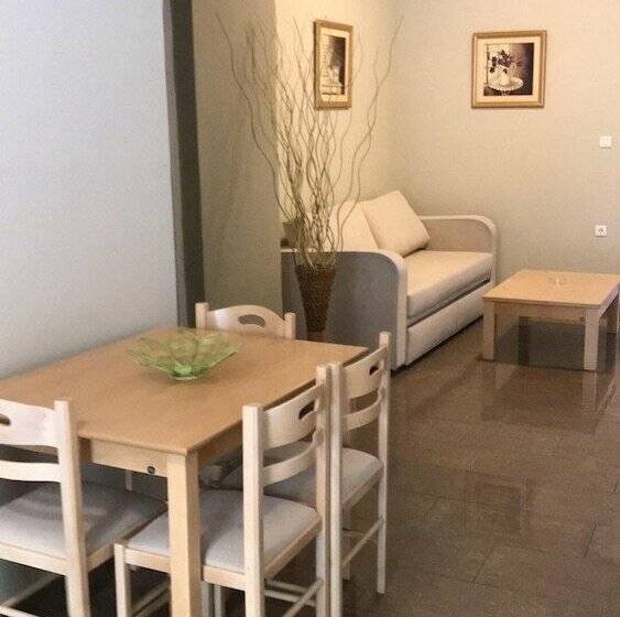 חדר סופריור 3 חדרי שינה, Massouri Beach