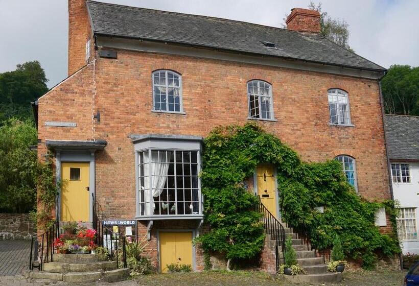 豪华房间, The Old Stores