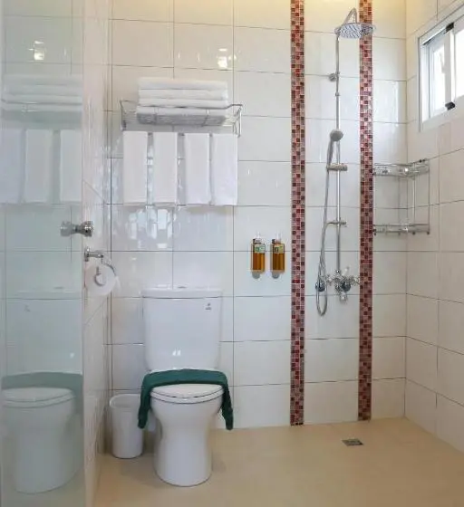 اتاق استاندارد چهار تخته, Ding Dong Homestay