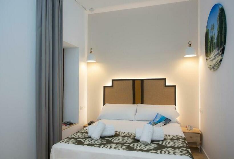 Quarto standard, Casual Con Duende Cádiz