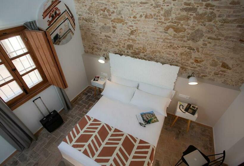 Quarto superior, Casual Con Duende Cádiz