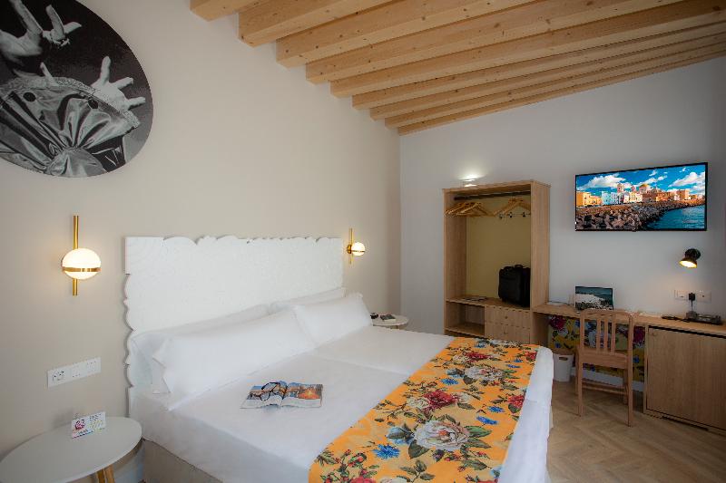 Quarto standard, Casual Con Duende Cádiz