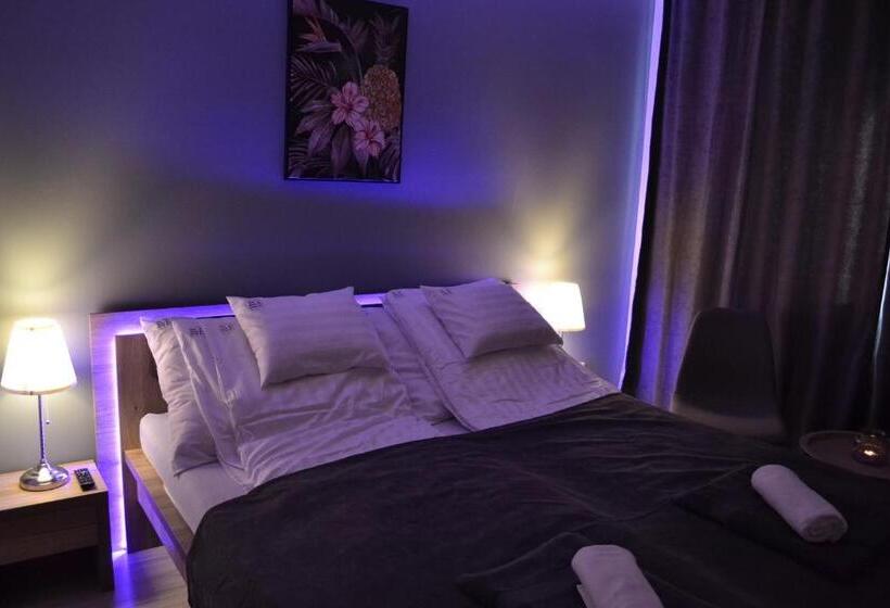 スタンダードルーム, Főnix Design Rooms