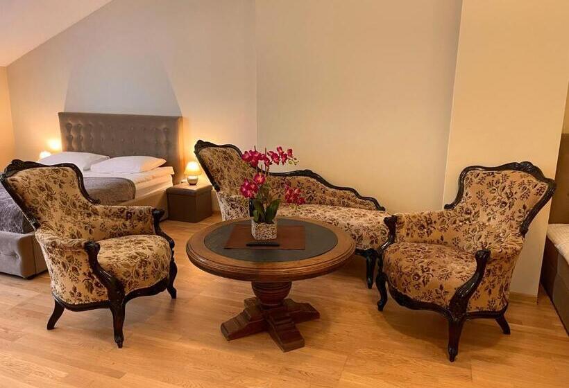 اتاق استاندارد چهار تخته, Spa&hotel Mūsa Paradise