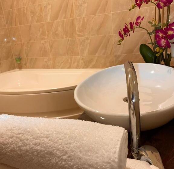 اتاق استاندارد چهار تخته, Spa&hotel Mūsa Paradise