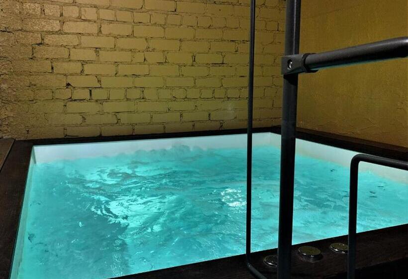 اتاق استاندارد چهار تخته, Spa&hotel Mūsa Paradise