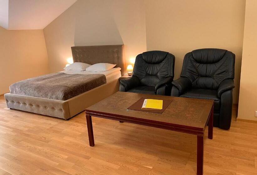 اتاق استاندارد چهار تخته, Spa&hotel Mūsa Paradise