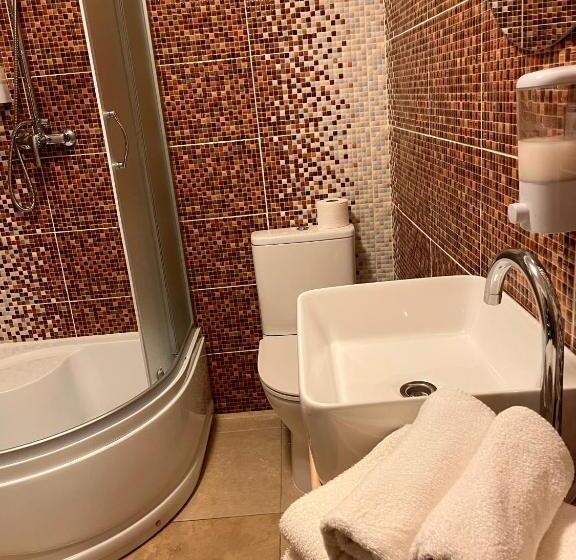 اتاق راحتی سه تخته, Spa&hotel Mūsa Paradise