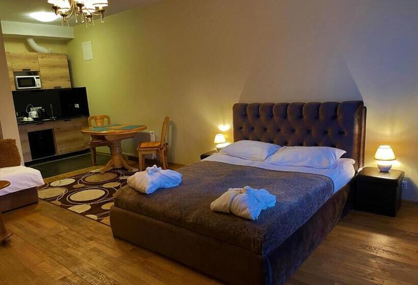 اتاق راحتی سه تخته, Spa&hotel Mūsa Paradise