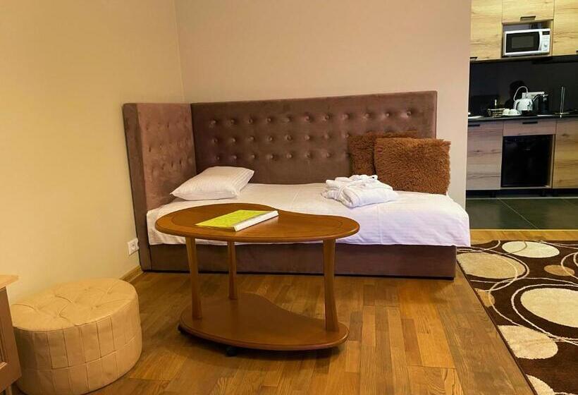 اتاق راحتی سه تخته, Spa&hotel Mūsa Paradise